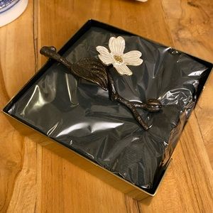 Brand new Michael Aram designer napkin holder
